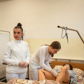 Zväčšiť fotografiu - Európskej komisii predstavili plány aj problémy vyplývajúce z transformácie regiónu - TSK_EK HN_mini-52